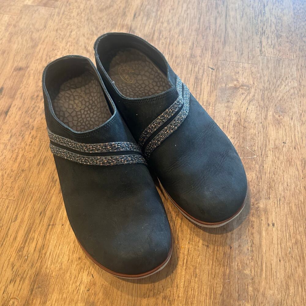 Chaco Women's Harper Slide in Black Size 10 Rubber sole slip on